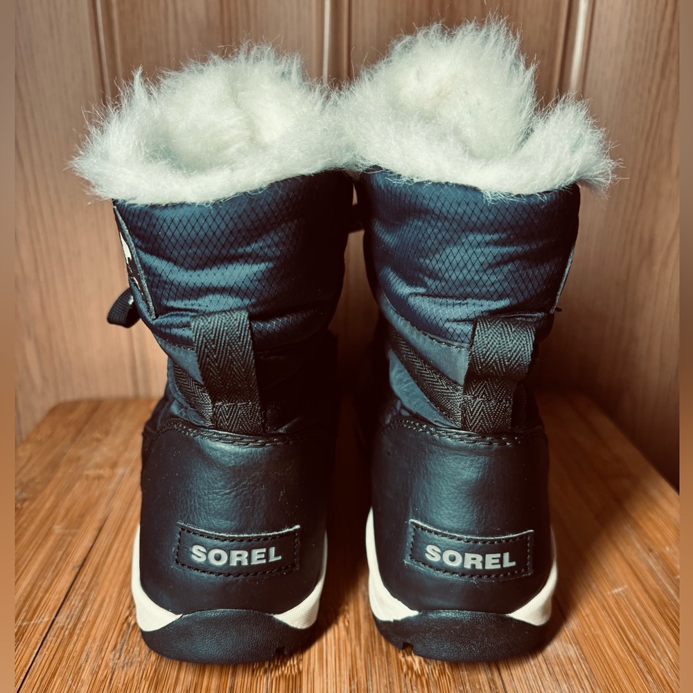 SOREL Women's Whitney Short Lace-up Waterproof Insulated Winter Boots Black 8.5 - Picture 3 of 16
